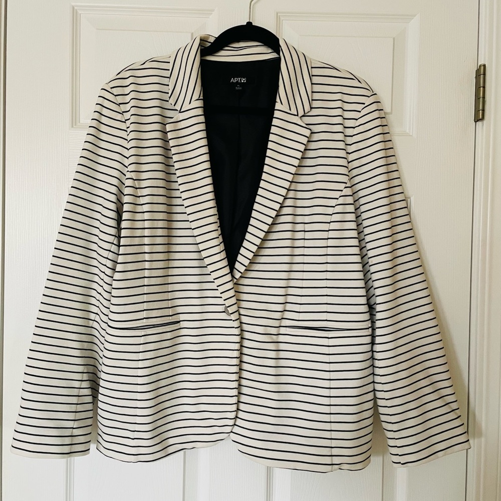 ✨ Apt. 9  | Black & White |  Striped Blazer | Size XL